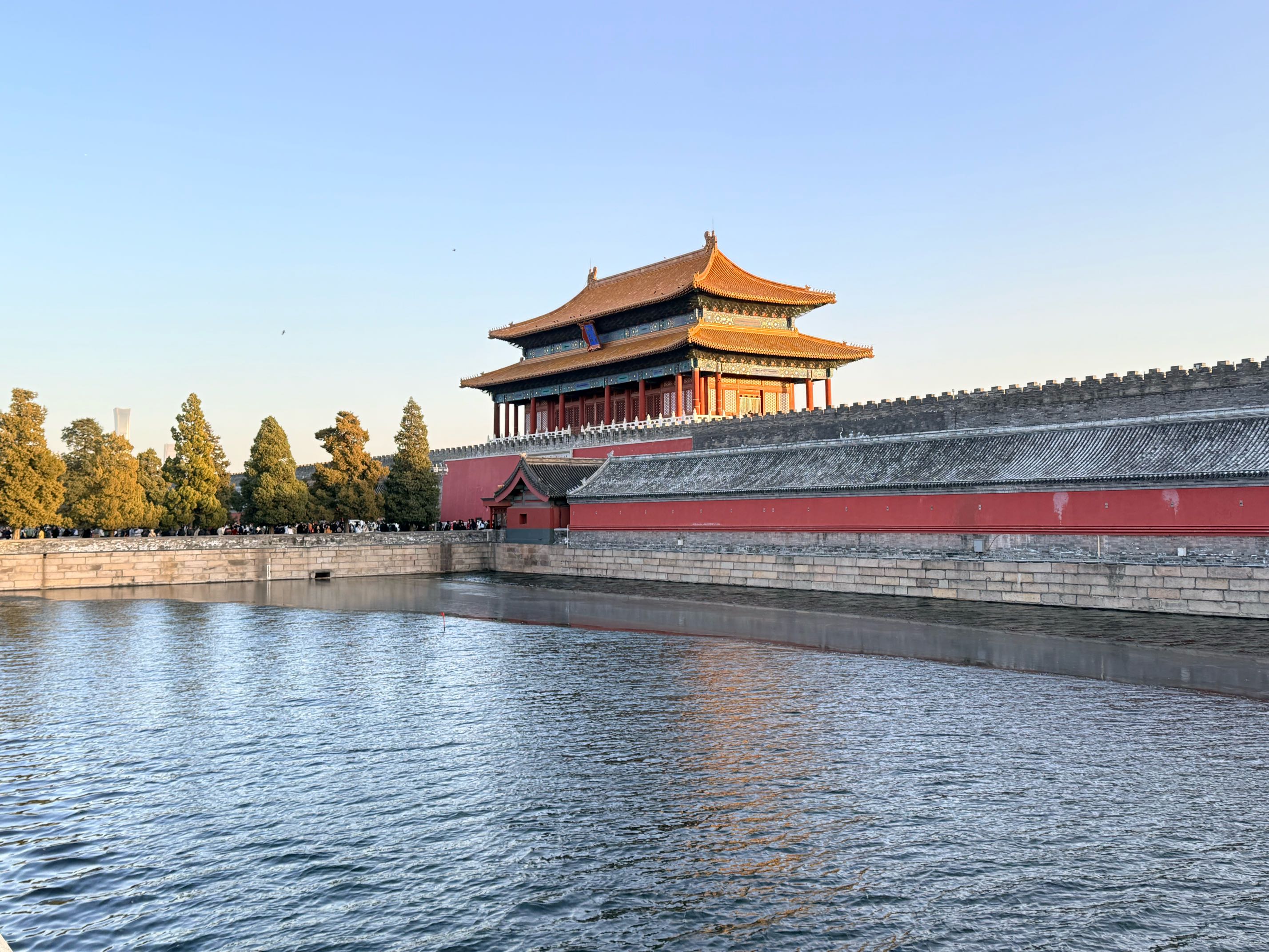 2025年快要结束，聊一聊通胀与通缩